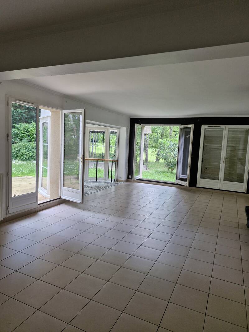 Bussy-Saint-Georges (77600)