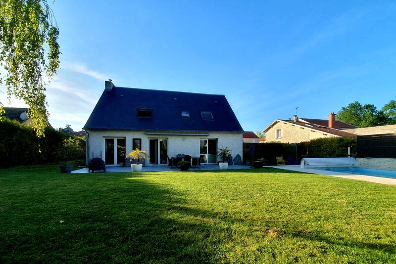 Courcy (51220)