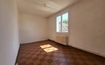 Chartres (28000)