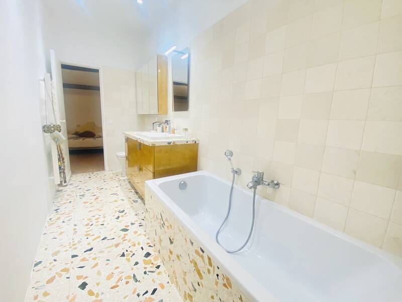 Cabris (06530)