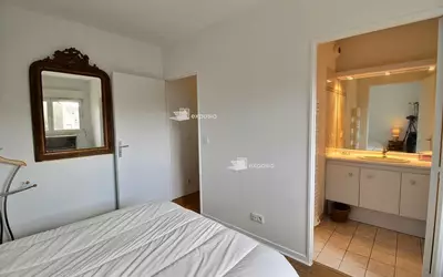 Puteaux (92800)