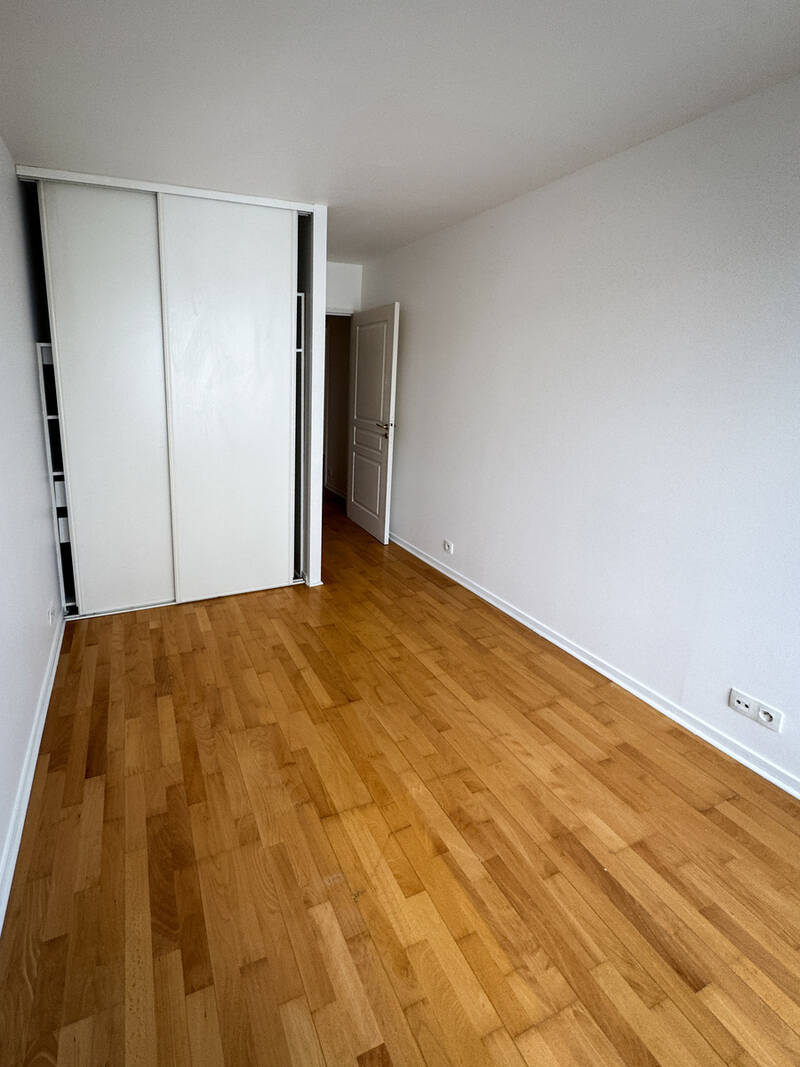 Issy-Les-Moulineaux (92130)
