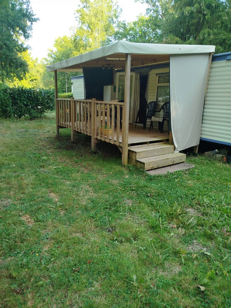 Villeneuve-Les-Genêts (89350)