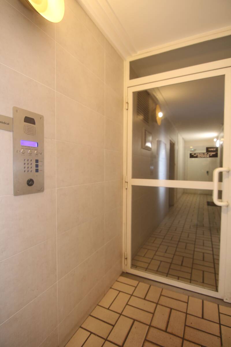 Puteaux (92800)