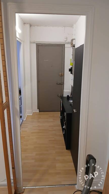 Appartement 945&nbsp;&euro; 24&nbsp;m² Paris 20E (75020)