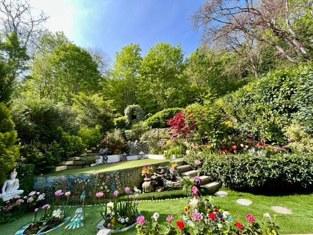 Grand Jardin Fleuri