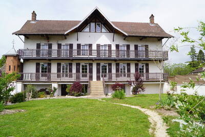 Vente maison 11 pièces Saint-Germain-du-Plain (71370)