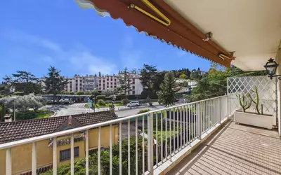 Cannes (06400)