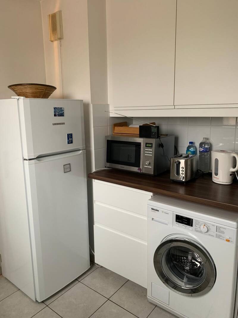 Saint-Ouen-Sur-Seine (93400)