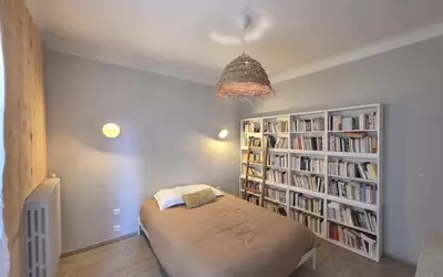 Apt (84400)
