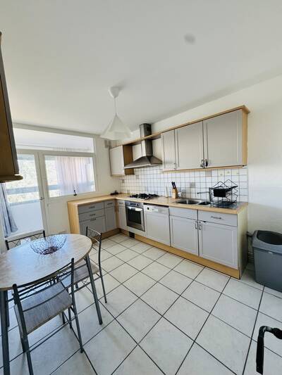 Location chambre en colocation 4 pièces Saint-Priest (69800)