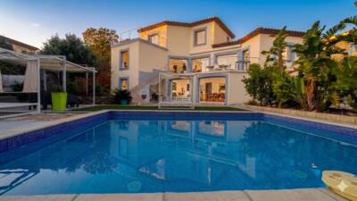 Vente maison 8 pièces La Ciotat (13600)