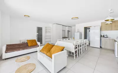 Maison Avec Piscine Et Studio Indépendant Fos-Sur-Mer (13270)