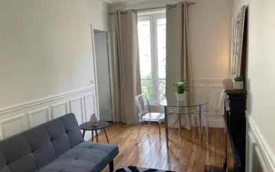 Paris 11E