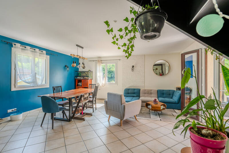 Fontaines-Sur-Saône (69270)
