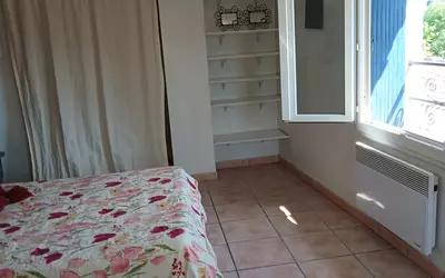 Assas (34820)