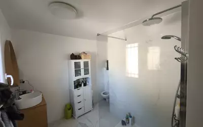 Fréjus (83600)