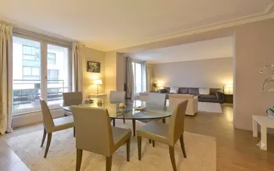 Neuilly-Sur-Seine (92200)