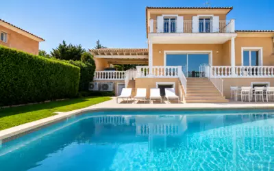 Biot (06410)