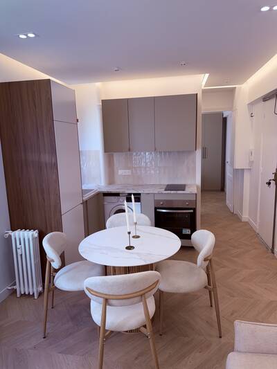 Location appartement 2 pièces Paris 18e