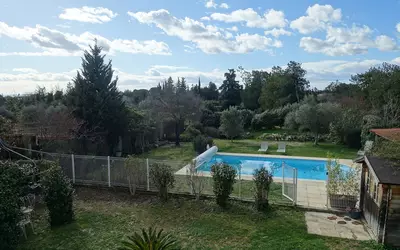 Pernes-Les-Fontaines