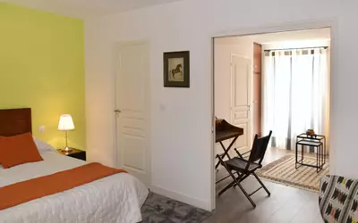 Pernes-Les-Fontaines (84210)