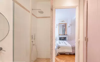 Paris 17E