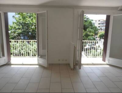 Location appartement studio Perpignan (66)