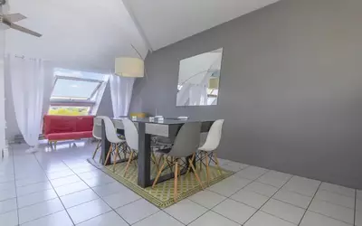 Nantes (44000)