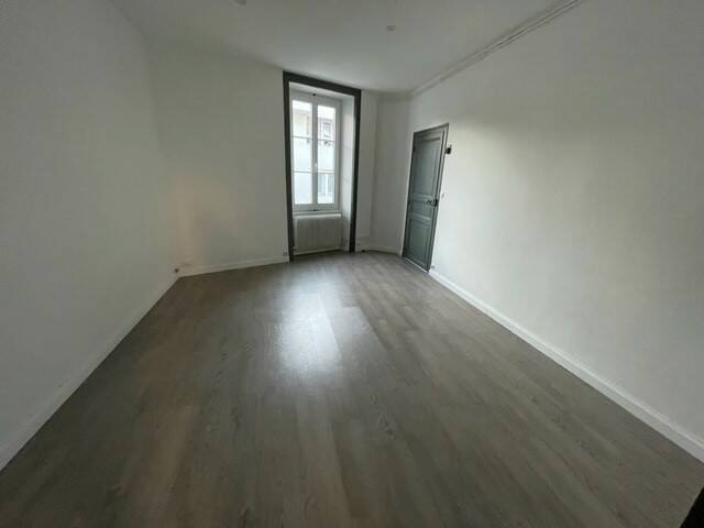 Angers (49000)