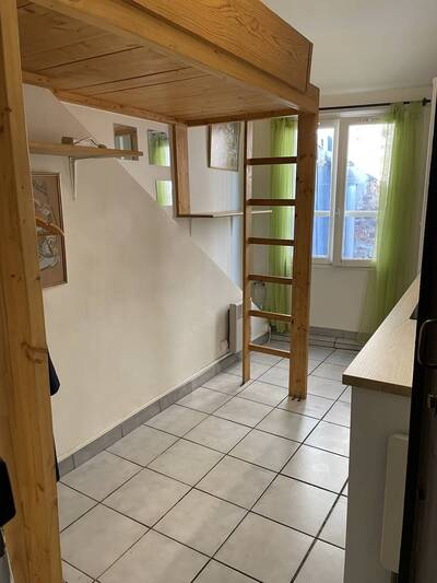 Location appartement studio Paris 9e