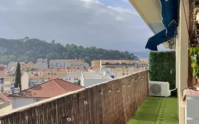 Nice (06000)
