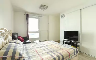Bobigny (93000)