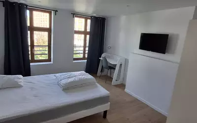 Valenciennes (59300)