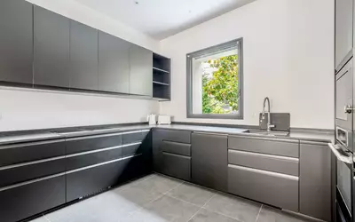 Suresnes (92150)