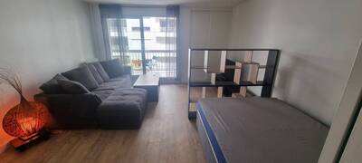 Location appartement studio Paris 20e