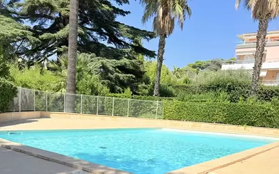 Cannes (06150)