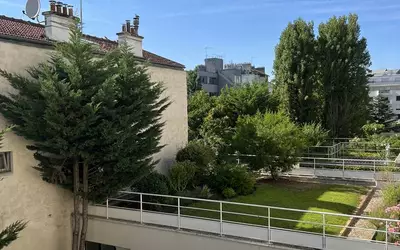 Avec Parking