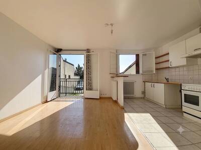 Location appartement studio Montreuil (93100)