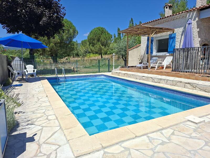 Laroque (34190)