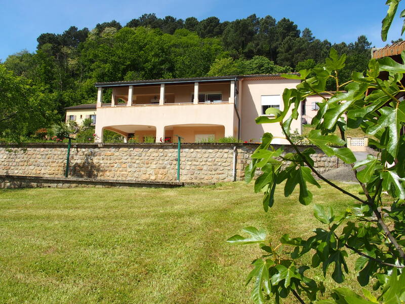 Aubenas (07200)