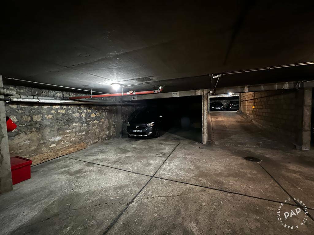 Location Garage, parking Paris 15E (75015)  130&nbsp;&euro;