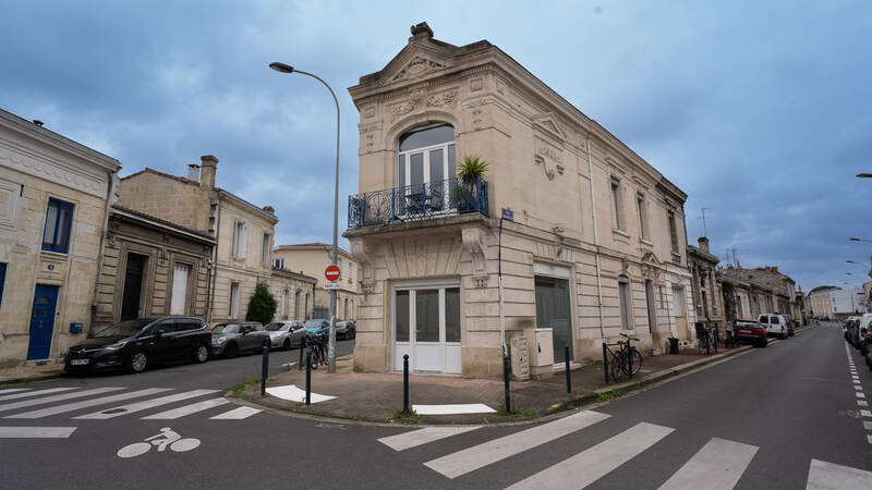 Rénové Proche Tram A