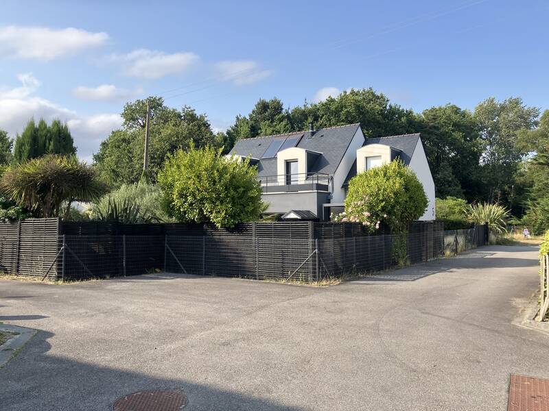 Larmor-Baden (56870)