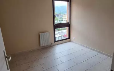 Cluses (74300)