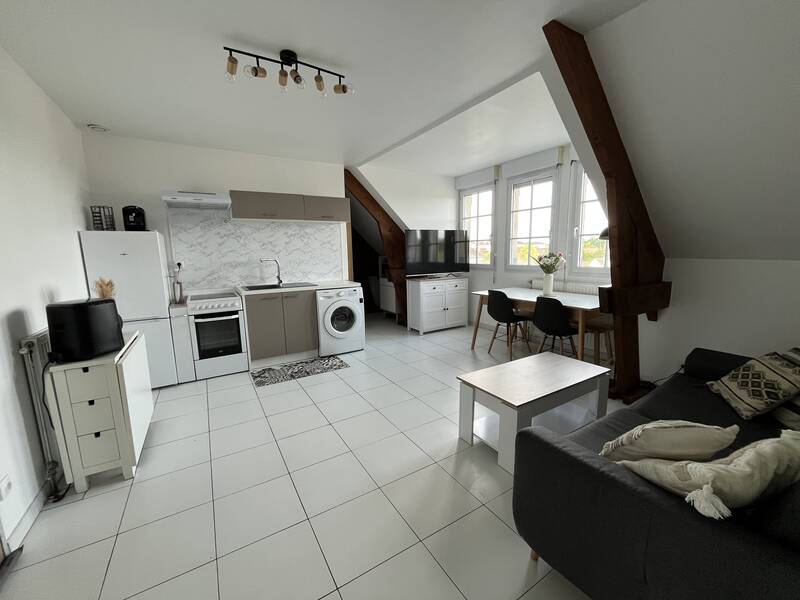 Senlis (60300)
