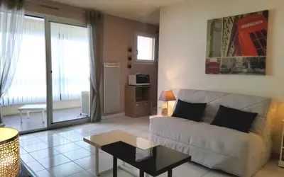 Fréjus (83600)