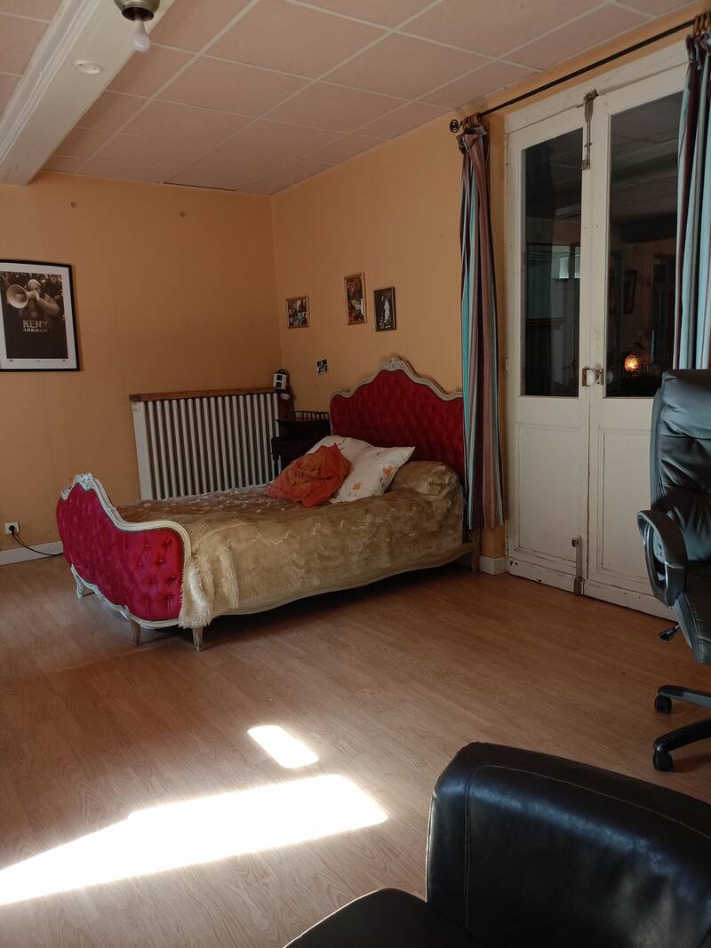 Pierrefitte-Sur-Loire (03470)