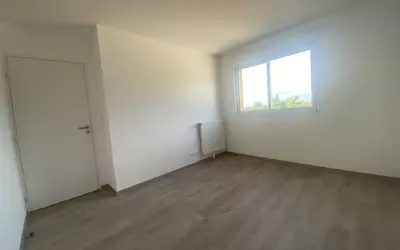 Nantes (44000)