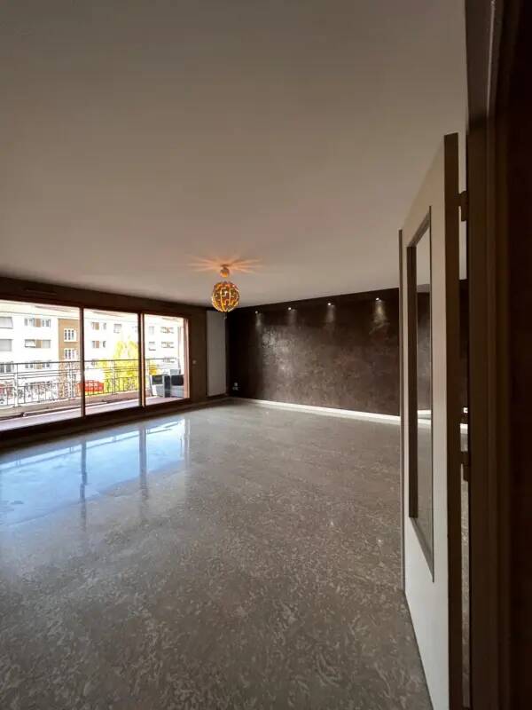 Villeurbanne (69100)